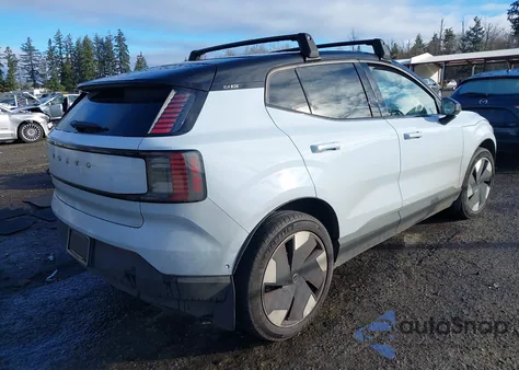 2025 Volvo Ex30 Ultra Twin Motor Performance, Fully Electric z USA, uszkodzony, nr VIN YV4EK3ZL8SS145127